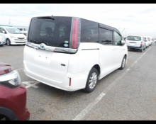Toyota Noah 2019