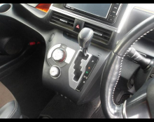 Toyota Sienta 2019