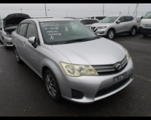 Toyota Corolla Axio 2013