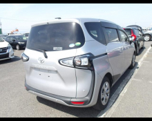 Toyota Sienta 2020