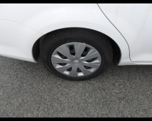 Toyota Corolla Axio 2013