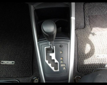 Toyota Corolla Fielder 2013