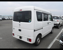 Nissan NV100 2021