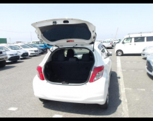 Toyota Vitz 2013