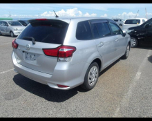 Toyota Corolla Fielder 2018