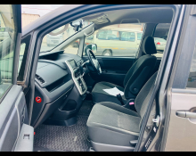 Toyota Noah 2013