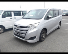 Toyota Noah 2019