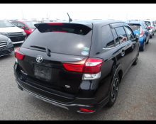 Toyota Corolla Fielder 2015