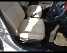 Toyota Corolla Axio 2013