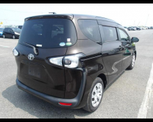 Toyota Sienta 2018