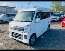 Nissan NV100 2020