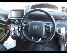Toyota Sienta 2019