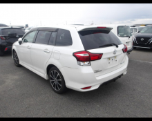 Toyota Corolla Fielder 2015