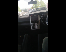 Toyota Noah 2014