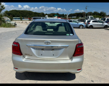 Toyota Corolla Axio 2015