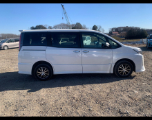 Toyota Noah 2019