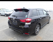 Toyota Corolla Fielder 2016