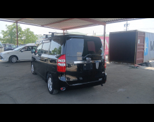 Toyota Noah 2014