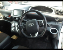 Toyota Sienta 2019