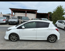 Toyota Vitz 2011