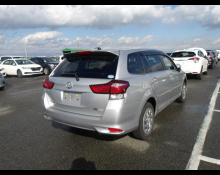 Toyota Corolla Fielder 2018