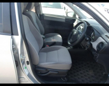 Toyota Corolla Axio 2013