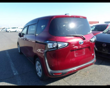 Toyota Sienta 2019