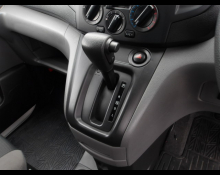 Nissan NV200 2023