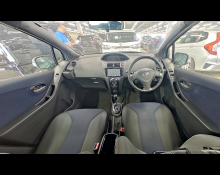 Toyota Vitz 2010
