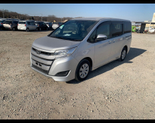 Toyota Noah 2020