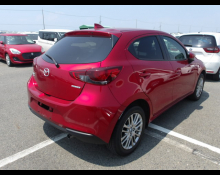 Mazda Mazda2 2022