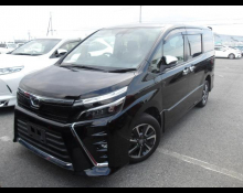 Toyota Voxy 2018