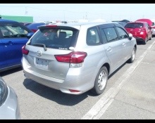 Toyota Corolla Fielder 2018