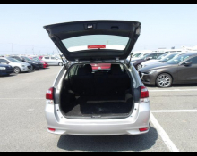 Toyota Corolla Fielder 2018