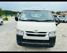 Toyota Hiace Van 2020