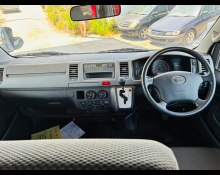 Toyota Hiace Van 2011