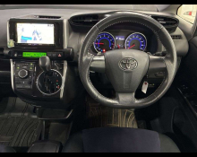 Toyota Wish 2013
