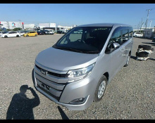 Toyota Noah 2019