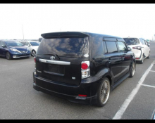 Toyota Corolla Rumion 2011