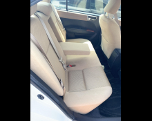 Toyota Corolla Axio 2014