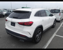 Mercedes Benz GLA-class 2023