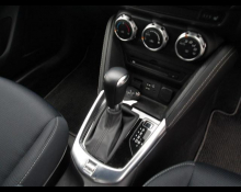 Mazda Mazda2 2023