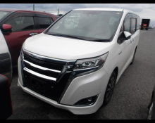 Toyota Esquire 2019