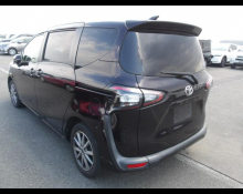 Toyota Sienta 2018