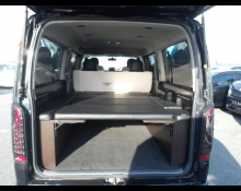 Toyota Hiace Van 2009