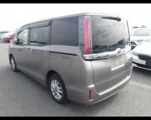 Toyota Noah 2020