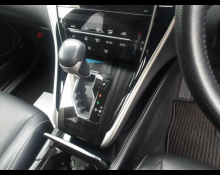 Toyota Harrier 2020