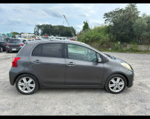 Toyota Vitz 2010