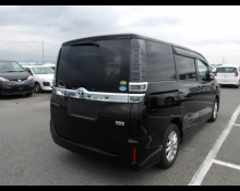 Toyota Voxy 2019