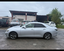 Toyota Mark X 2017